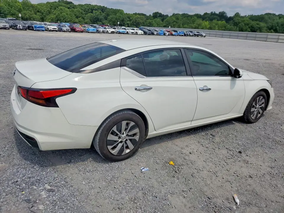 2019 NISSAN ALTIMA S  