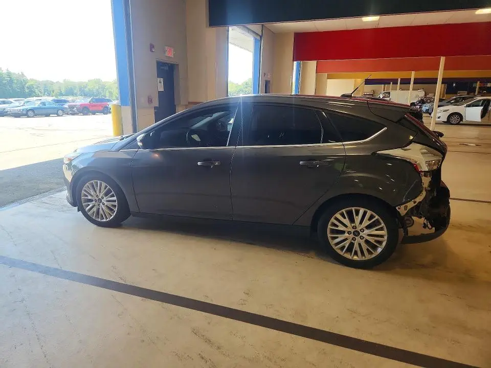 2016 FORD FOCUS TITANIUM  