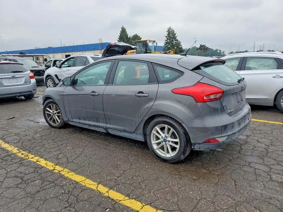 2016 FORD FOCUS SE  