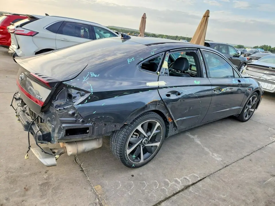 2022 HYUNDAI SONATA SEL PLUS  