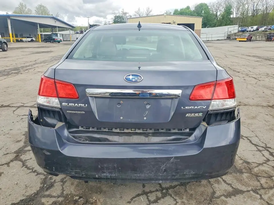 2011 SUBARU LEGACY 2.5I LIMITED  