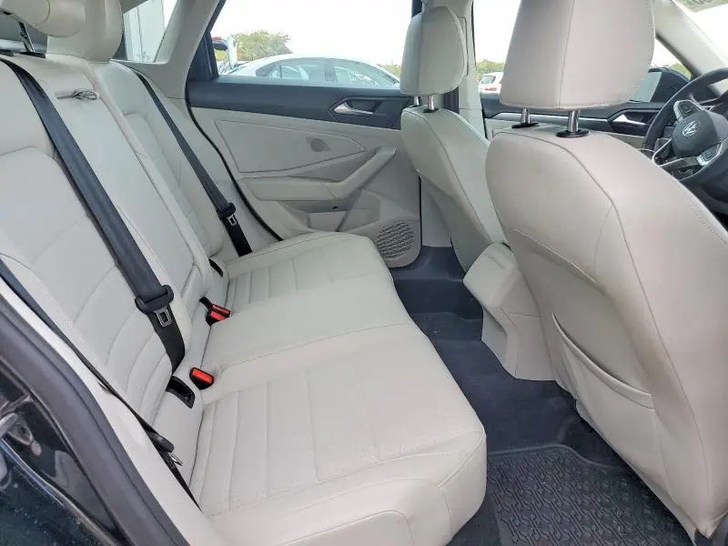 2024 VOLKSWAGEN JETTA SE  