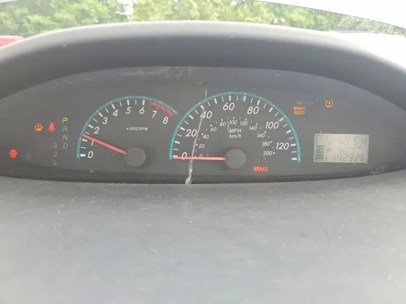 2010 TOYOTA YARIS BASE  