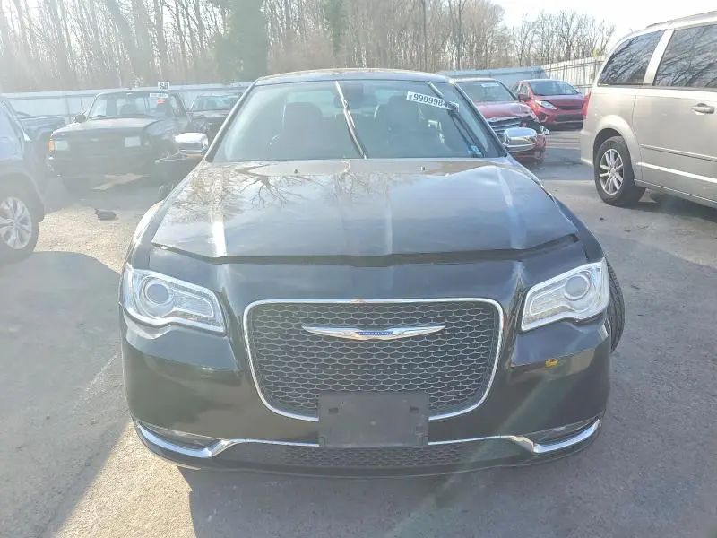 2018 CHRYSLER 300 LIMITED  