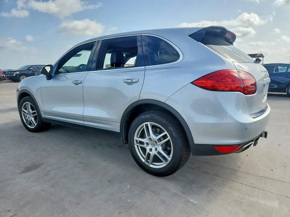 2012 PORSCHE CAYENNE   