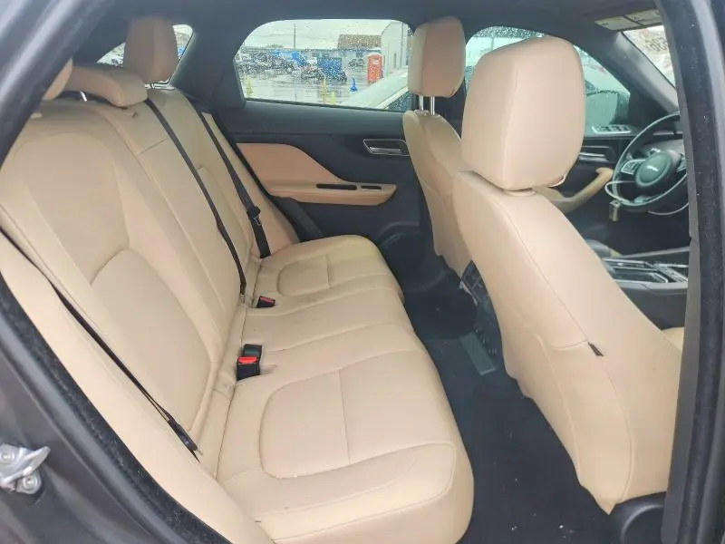2019 JAGUAR F-PACE PREMIUM  
