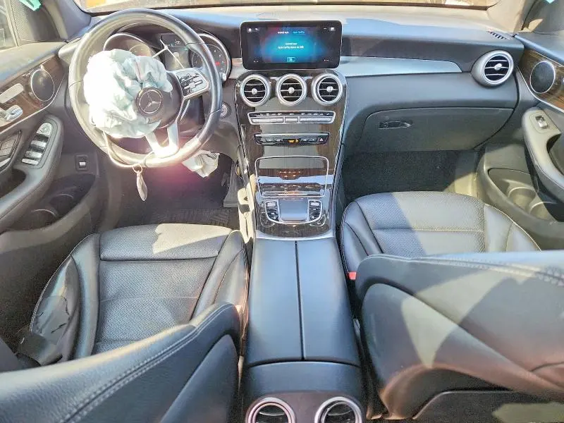 2020 MERCEDES-BENZ GLC 300  
