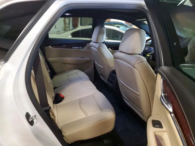 2019 CADILLAC XT5 LUXURY  