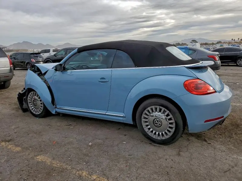 2016 VOLKSWAGEN BEETLE S/SE  