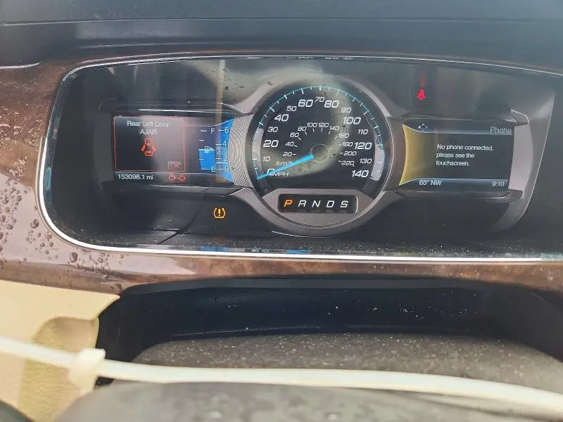 2015 FORD TAURUS LIMITED  