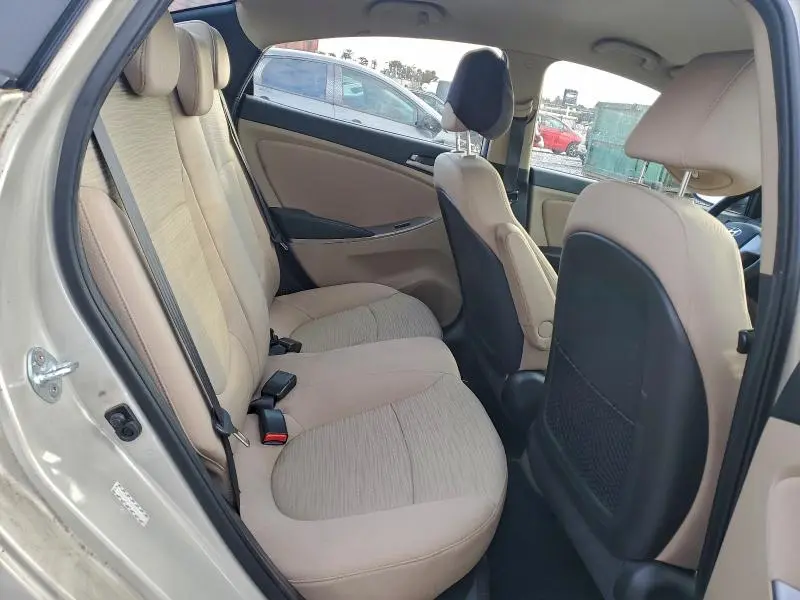 2016 HYUNDAI ACCENT SE  