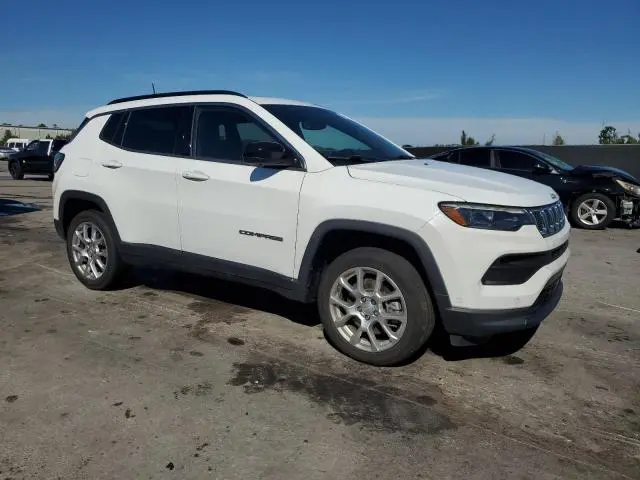 2023 JEEP COMPASS LATITUDE LUX  