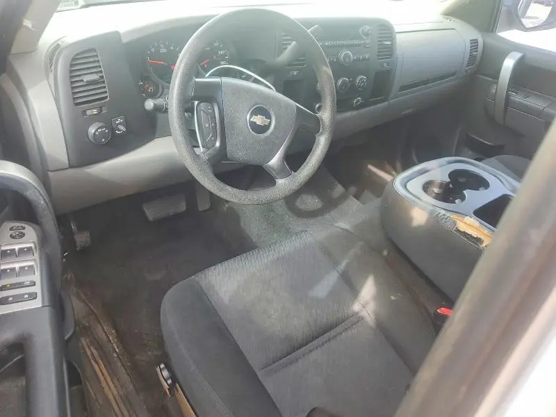 2011 CHEVROLET SILVERADO C1500 LS  