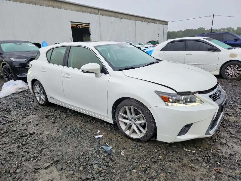 2017 LEXUS CT 200  