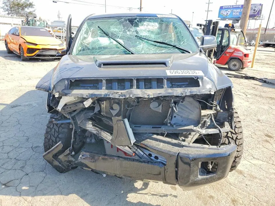 2021 TOYOTA TUNDRA CREWMAX SR5  