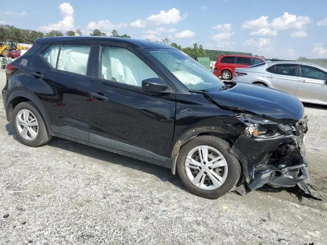 2021 NISSAN KICKS S  