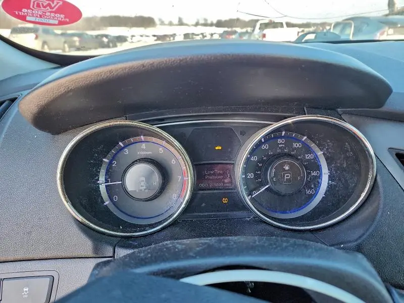 2011 HYUNDAI SONATA GLS  