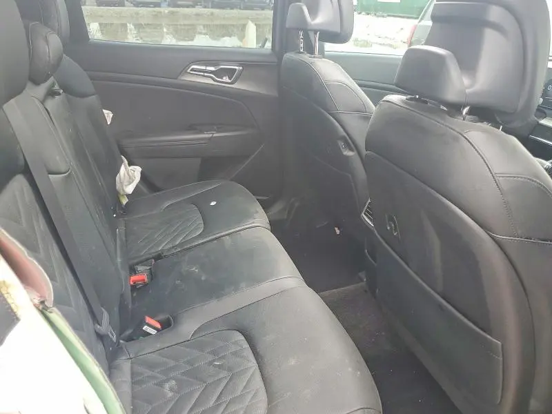 2024 KIA SPORTAGE X-LINE  