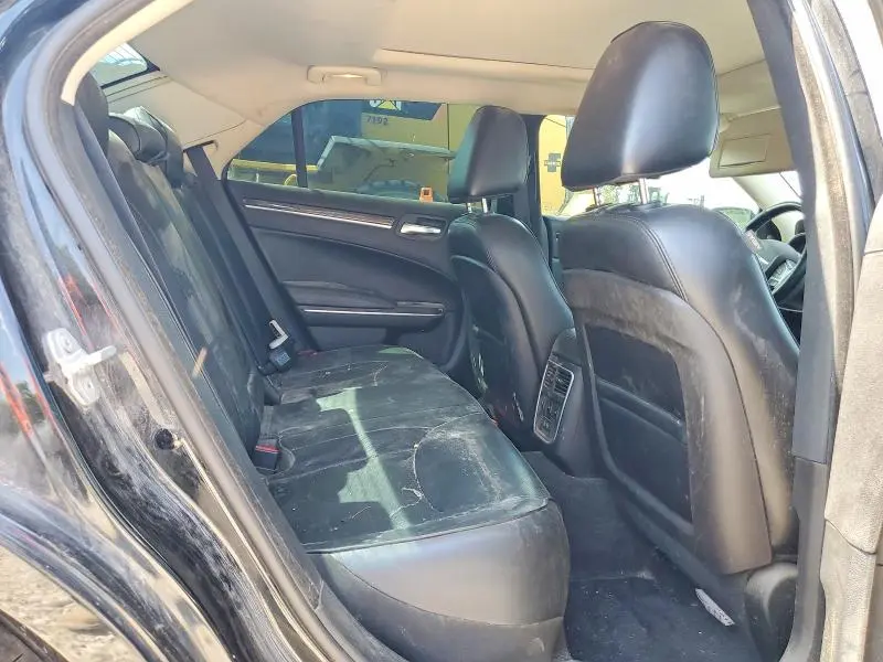 2016 CHRYSLER 300C   