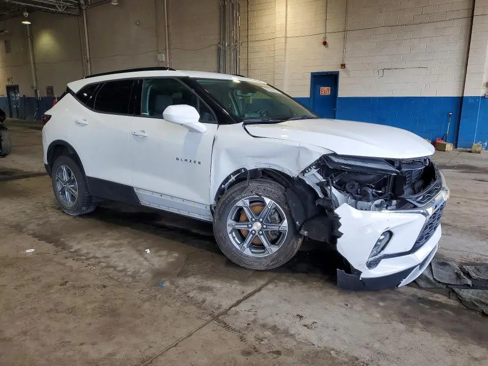 2024 CHEVROLET BLAZER 2LT  