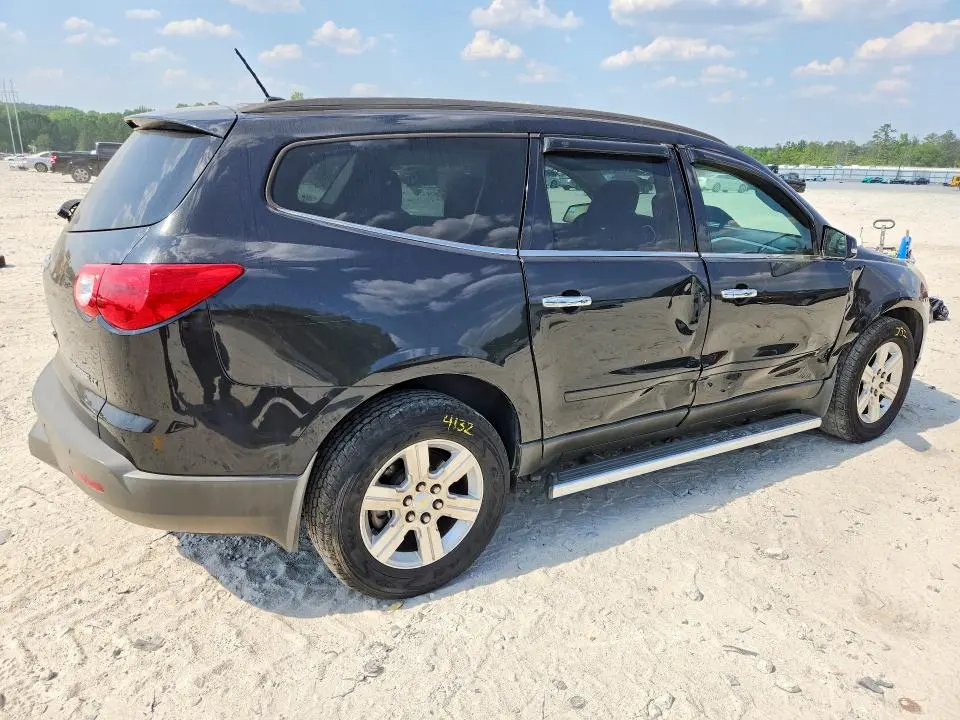 2012 CHEVROLET TRAVERSE LT  