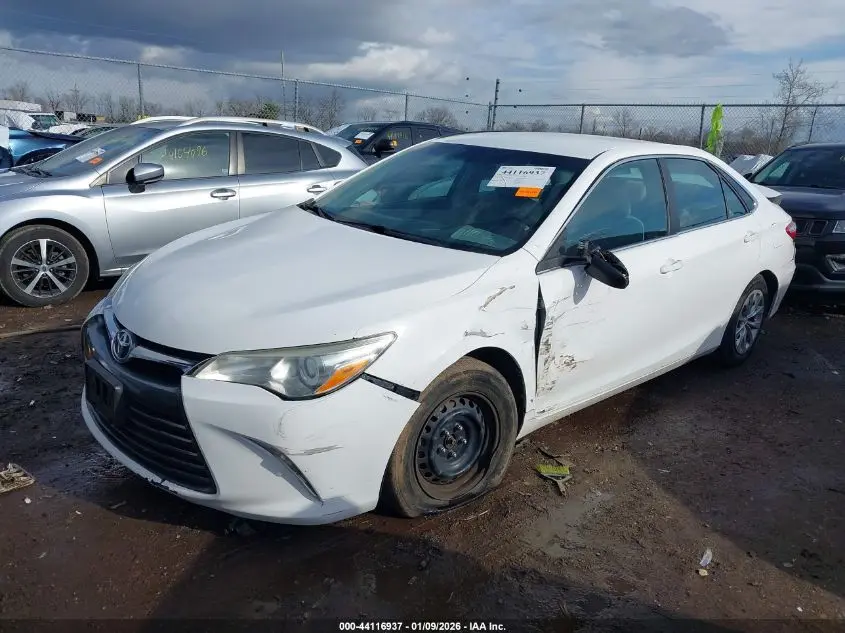 2017 TOYOTA CAMRY LE