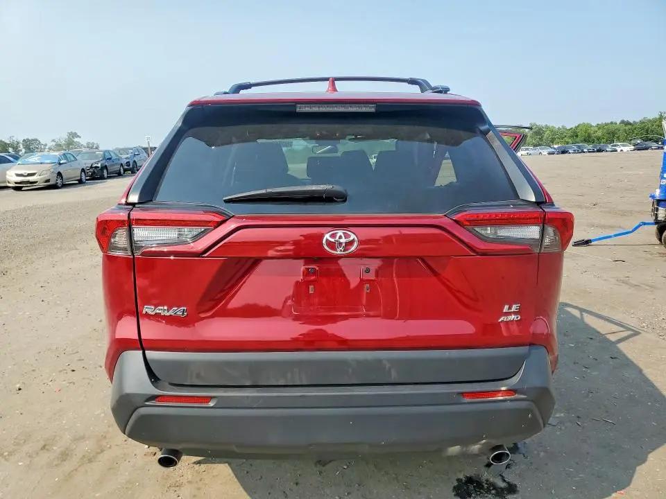 2021 TOYOTA RAV4 LE  
