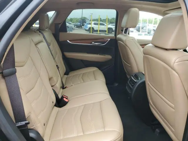 2017 CADILLAC XT5 PLATINUM  