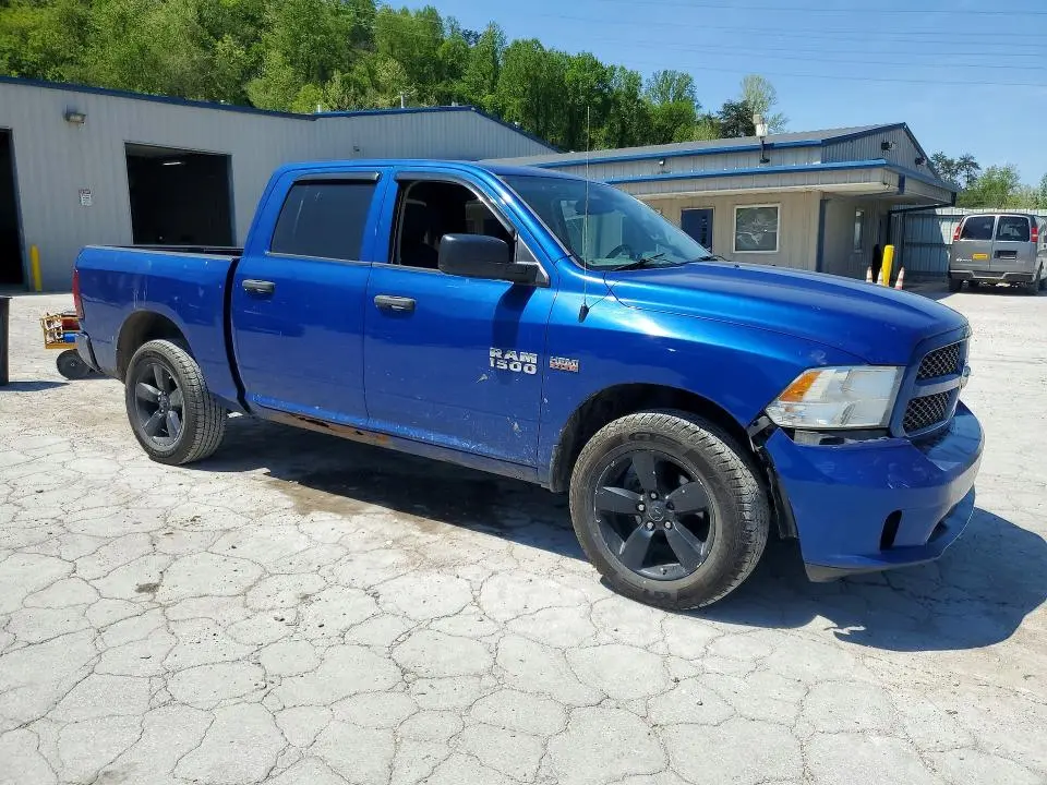 2014 RAM 1500 ST  