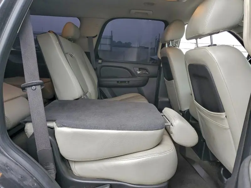 2010 CHEVROLET TAHOE C1500 LS  