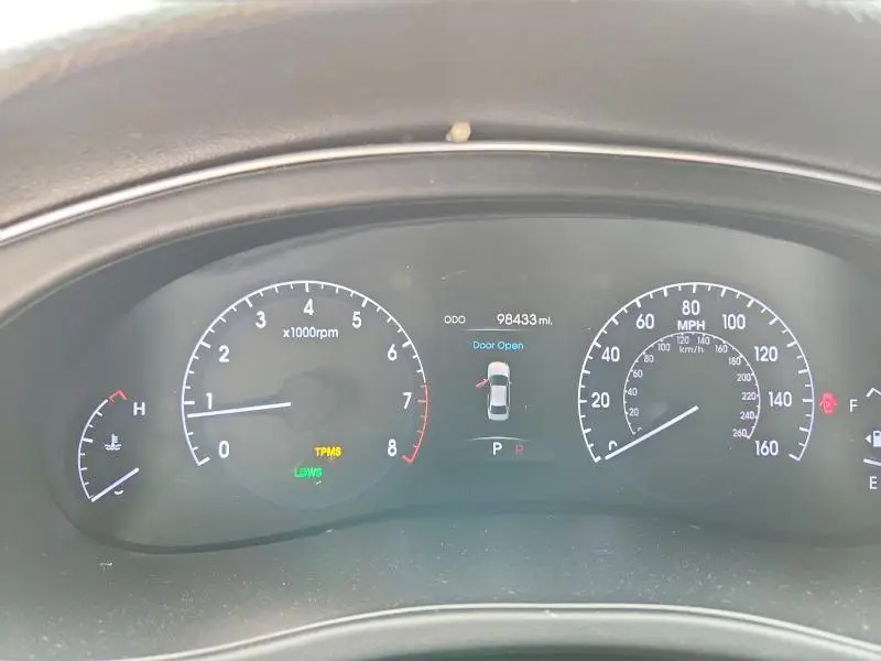 2013 HYUNDAI GENESIS 5.0L  