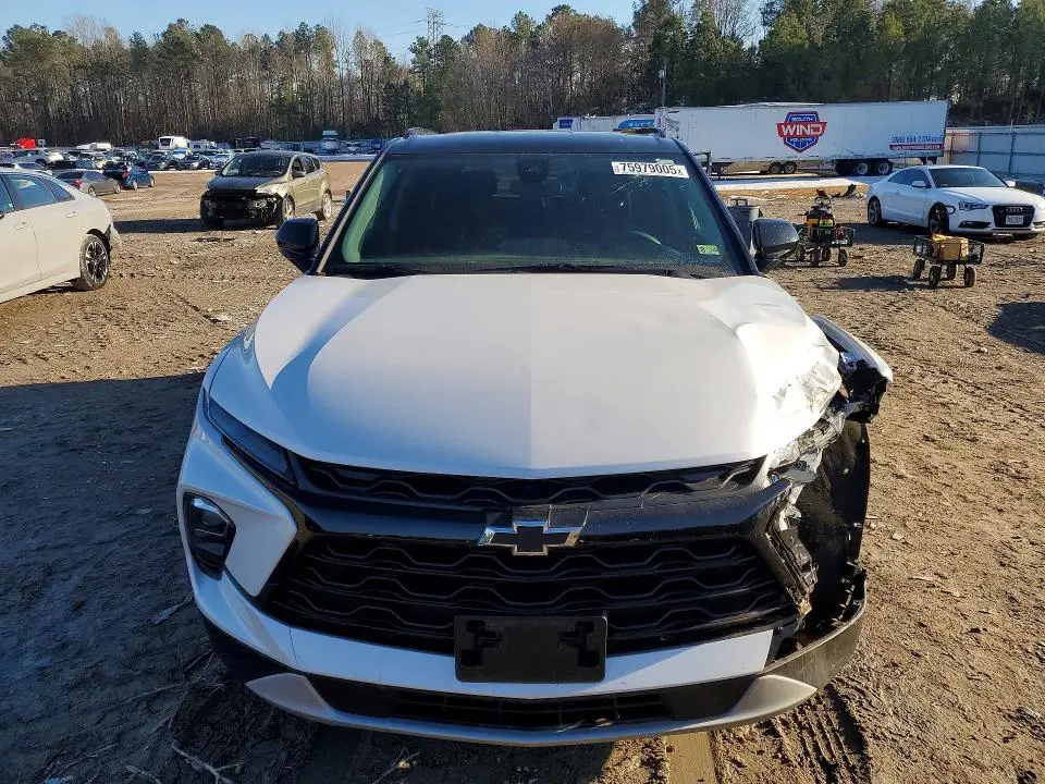 2024 CHEVROLET BLAZER 2LT  