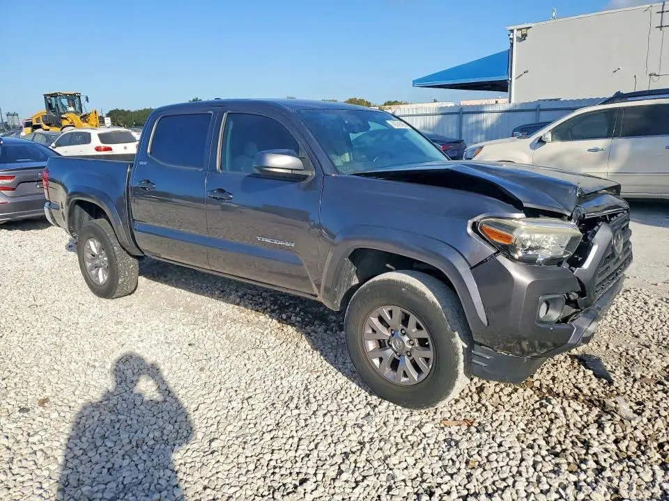 2018 TOYOTA TACOMA SR5 V6  