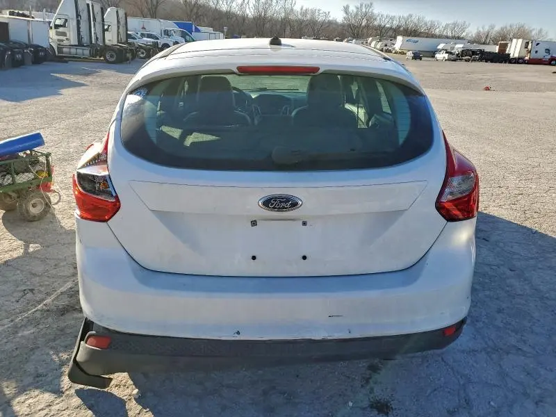 2013 FORD FOCUS SE  