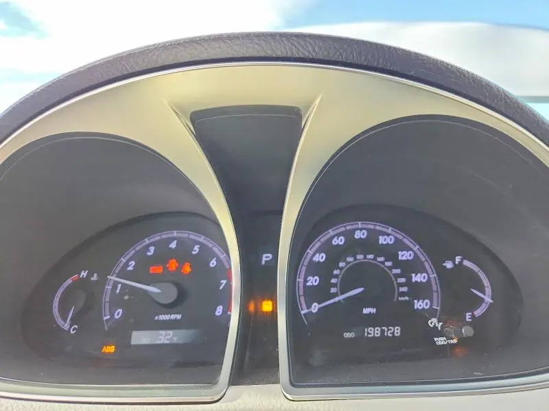 2011 TOYOTA AVALON BASE  