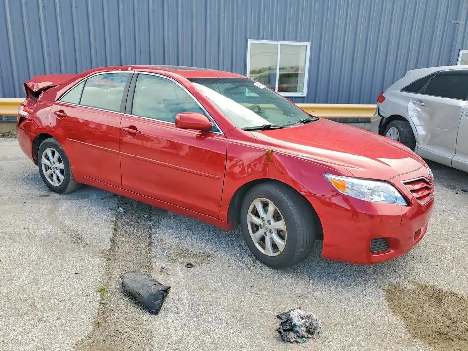 2011 TOYOTA CAMRY LE  