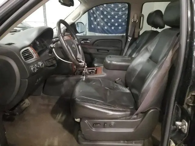 2011 CHEVROLET SUBURBAN K1500 LTZ  