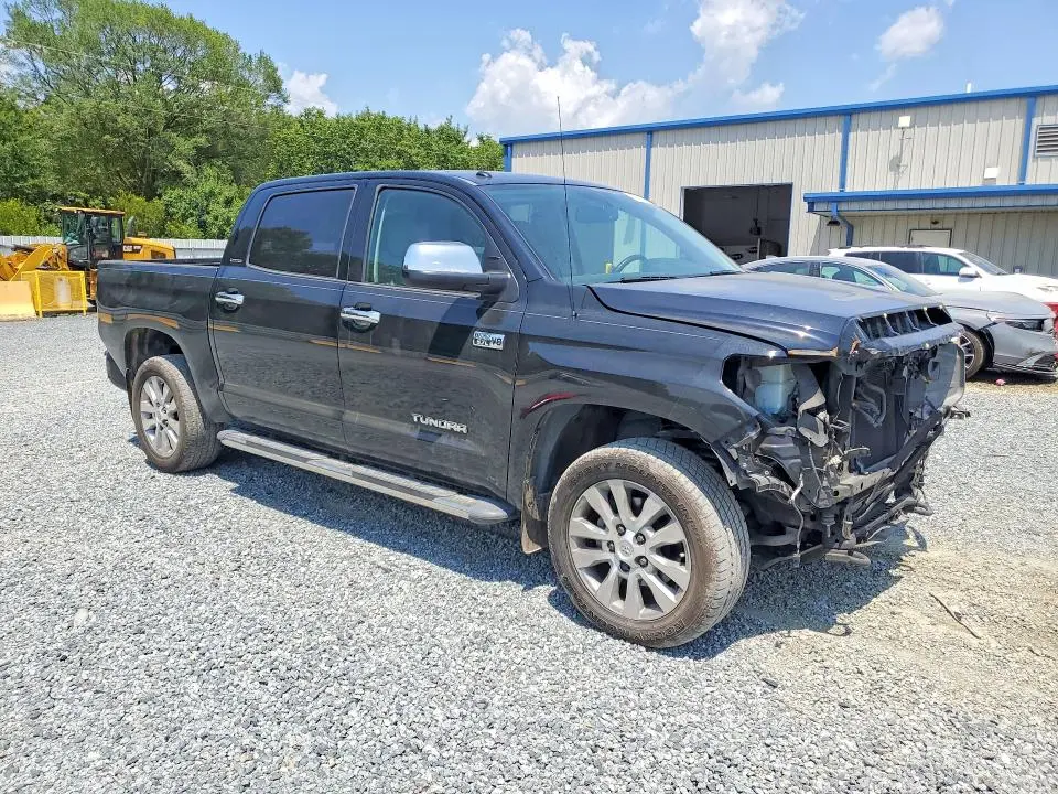 2014 TOYOTA TUNDRA CREWMAX LIMITED  