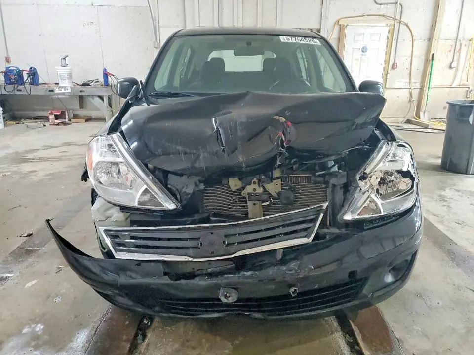 2012 NISSAN VERSA 1.8 S  