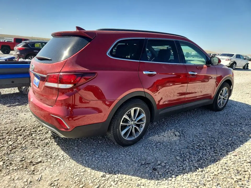2017 HYUNDAI SANTA FE SE  