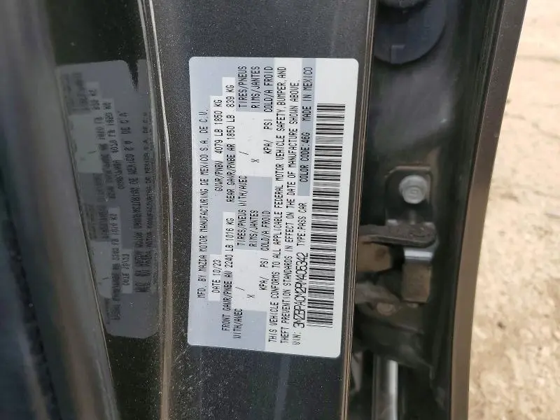 2024 MAZDA 3 PREFERRED  