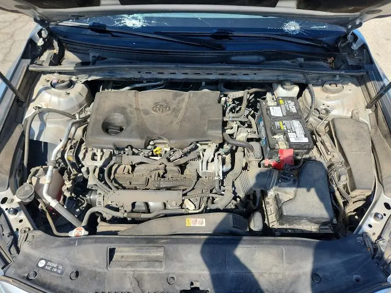 2018 TOYOTA CAMRY SE  