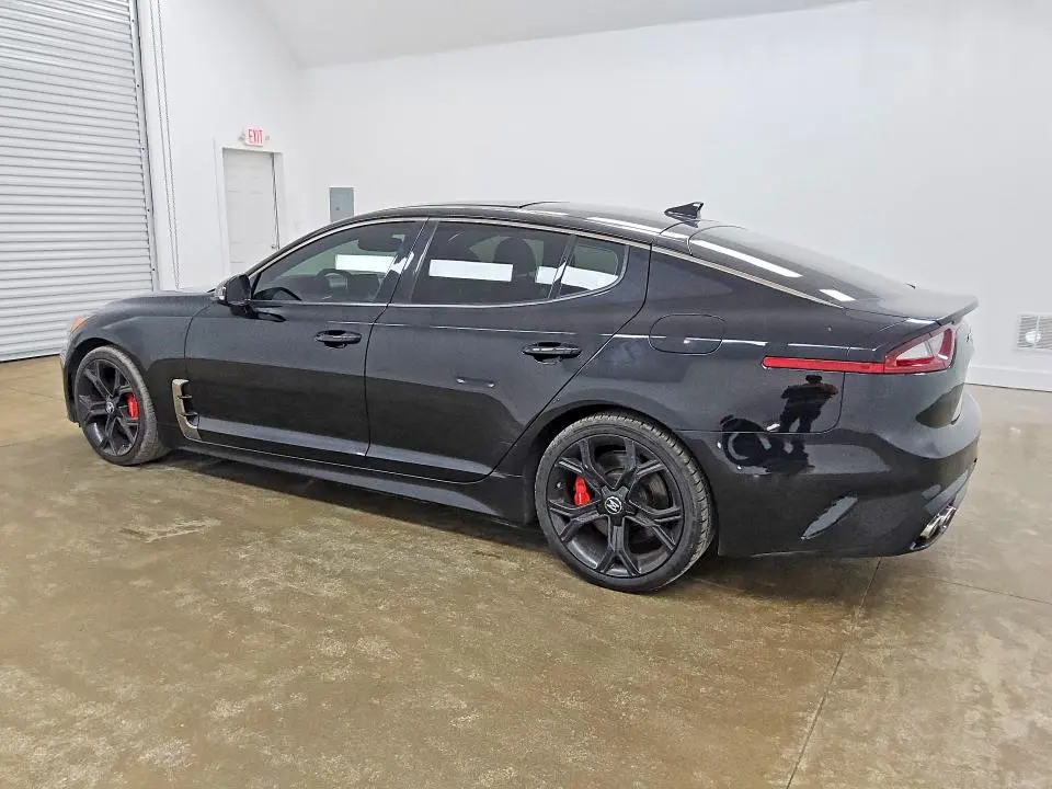 2020 KIA STINGER GT1  