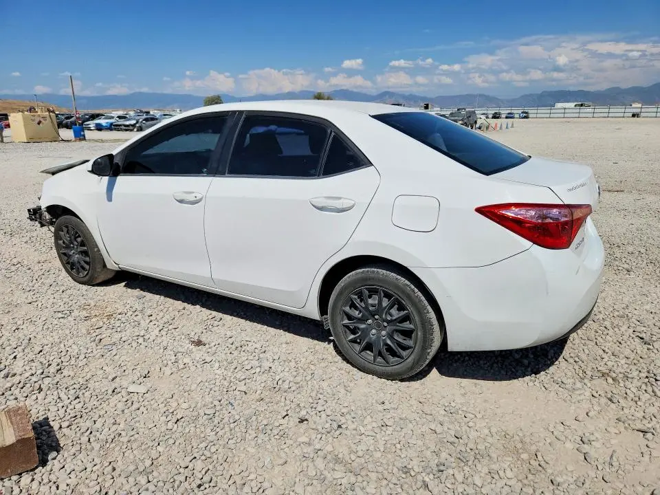 2017 TOYOTA COROLLA LE  