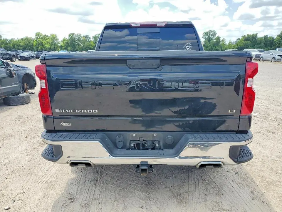 2024 CHEVROLET SILVERADO K1500 LT  