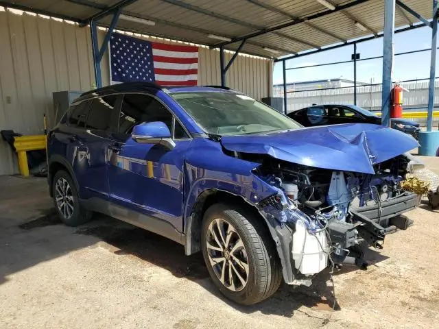2022 TOYOTA COROLLA CROSS XLE