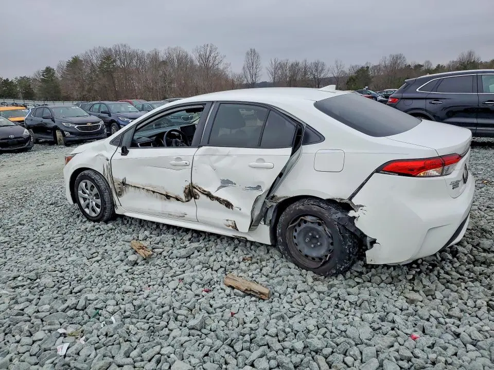 2021 TOYOTA COROLLA LE  