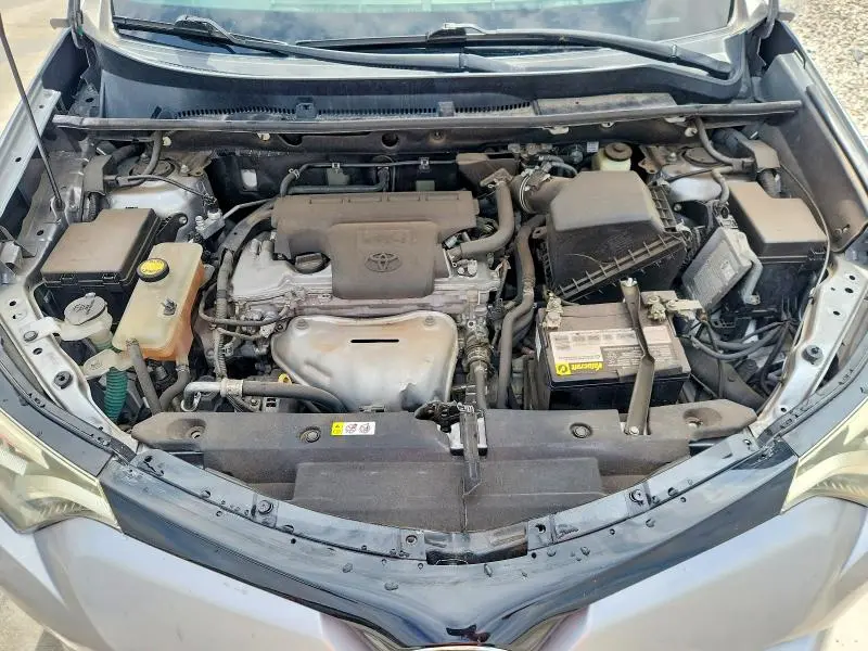 2016 TOYOTA RAV4 SE  