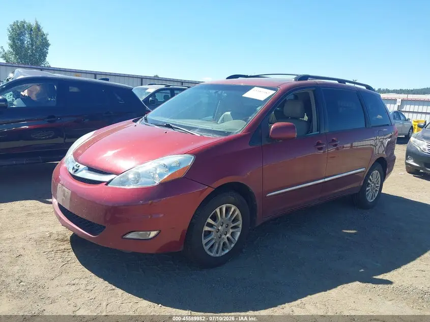2010 TOYOTA SIENNA LIMITED