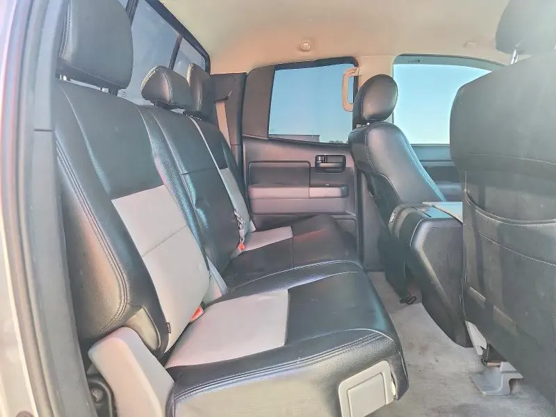 2011 TOYOTA TUNDRA DOUBLE CAB SR5  